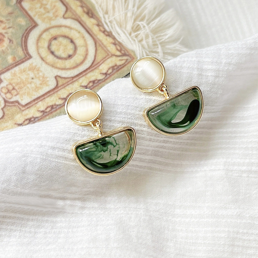 Delicate vintage opal stone green resin drop earrings (5 pairs)