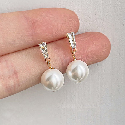 French fashion simple pearl pierced drop earrings (5 pairs)