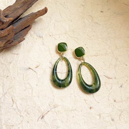 14k gold plated green resin vintage drop earrings (5 pairs)