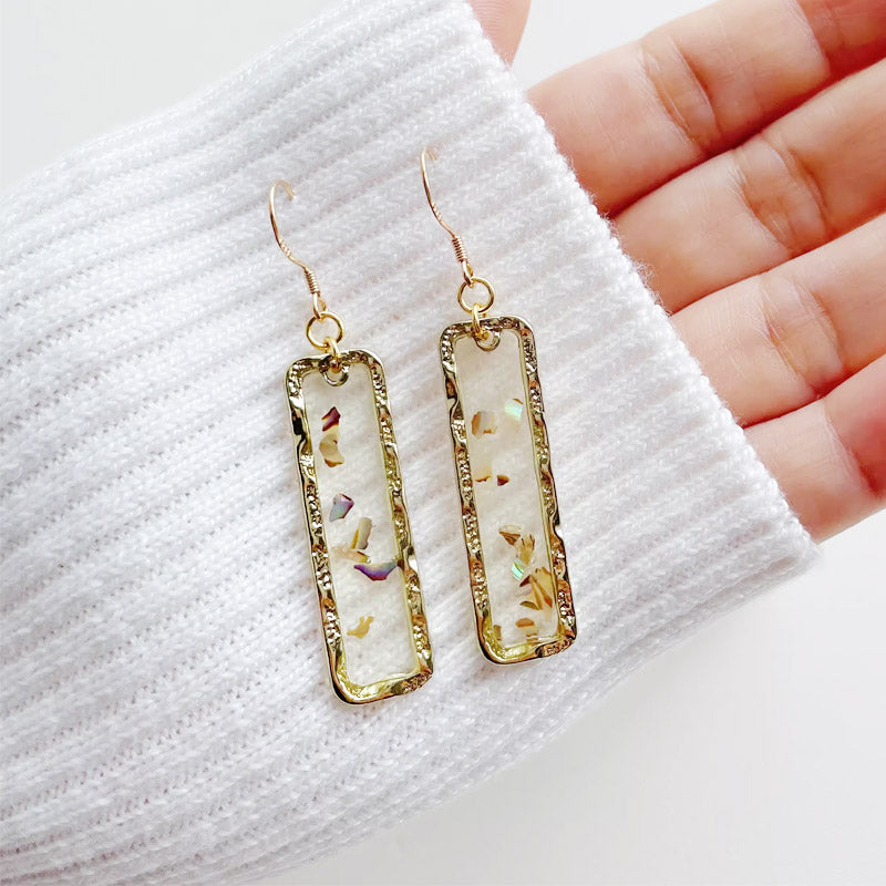 Geometric rectangular frame transparent resin random color shell drop dangle earrings (5 pairs)