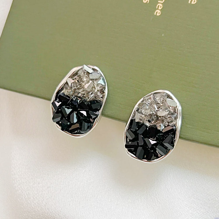 Sparking oval gradient black crystal stud earrings (5 pairs)