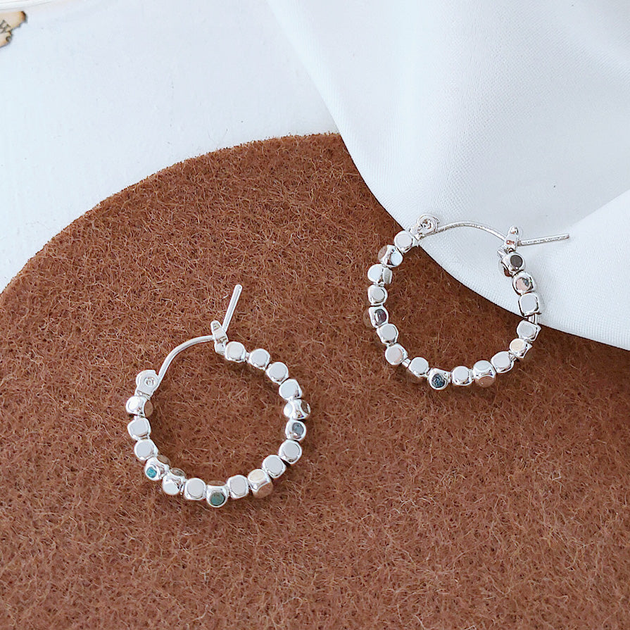 Crushed stone small square beads hoop earrings (5 pairs)