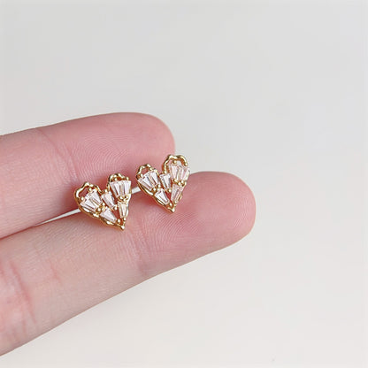 Fashion gold plated zircon heart shape stud earrings (5 pairs)