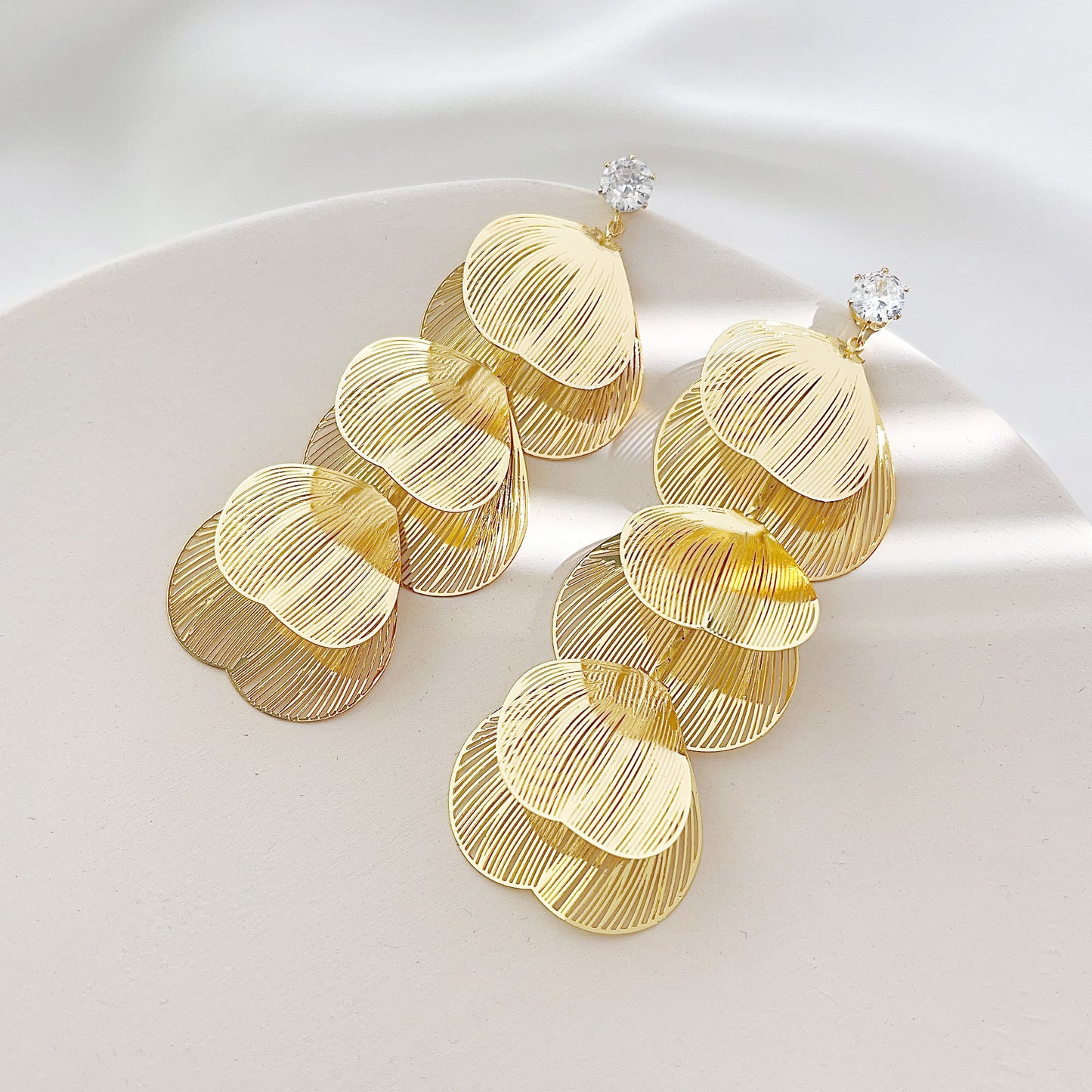 18k gold plated hollow-out Ginkgo leaf statement drop earrings (5 pairs)