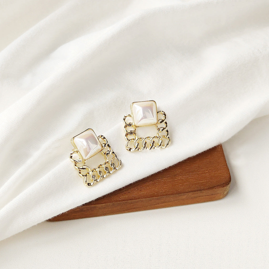 French style gold plated square pearl stud earrings (5 pairs)