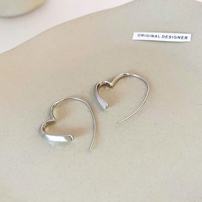 Metal silver color heart line hoop earrings (5 pairs)