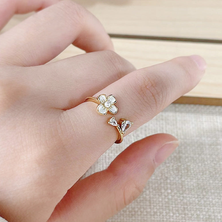 14k gold plated brass white enamel flower with pearl and zircon open finger rings Set of 5