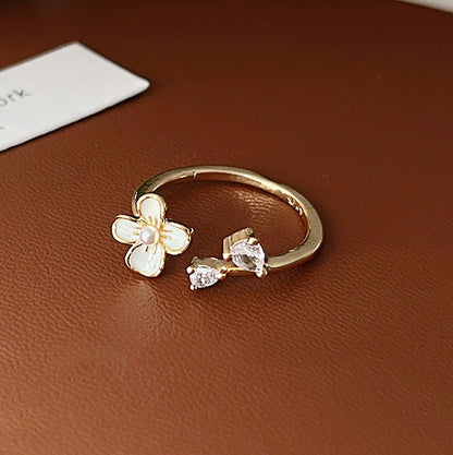 14k gold plated brass white enamel flower with pearl and zircon open finger rings Set of 5