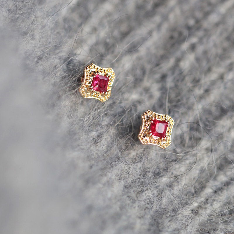 Wholesale vintage 925 sterling silver mini gold ruby red stone stud earrings (5 sets)