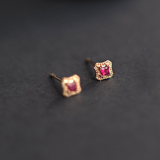 Wholesale vintage 925 sterling silver mini gold ruby red stone stud earrings (5 sets)