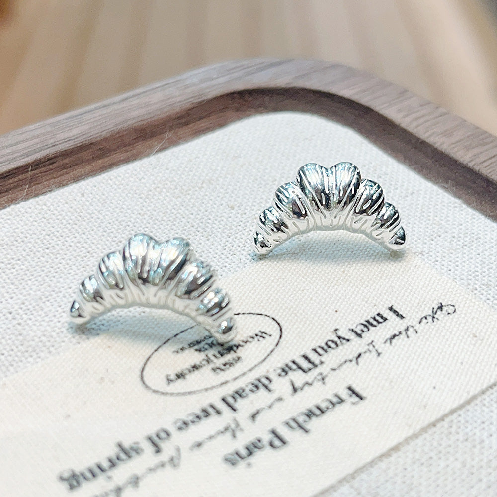 Wholesale 925 sterling silver croissant shape stud earrings (5 pairs)