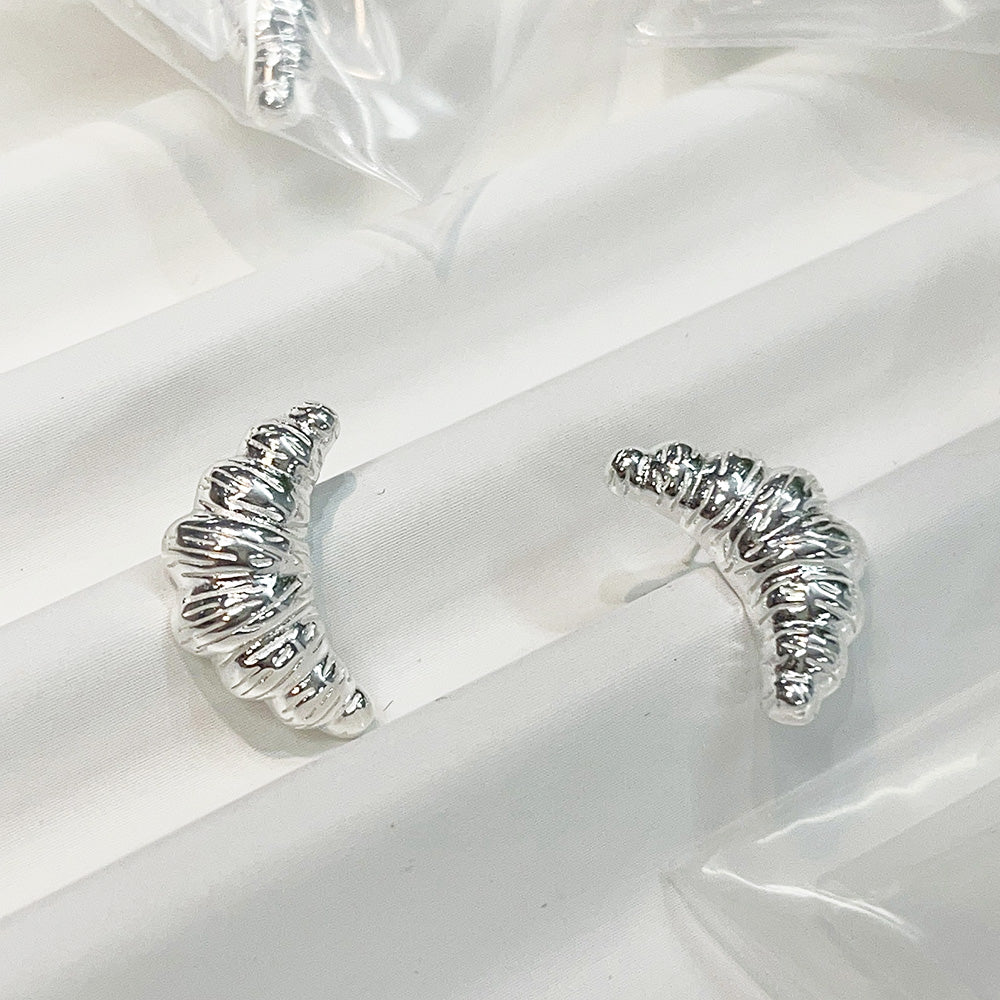 Wholesale 925 sterling silver croissant shape stud earrings (5 pairs)