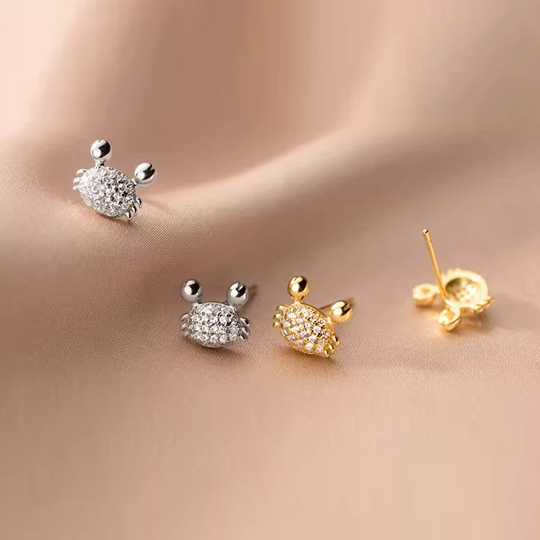 Boucles d'oreilles à tige en argent sterling 925 avec petit crabe CZ (10 paires)