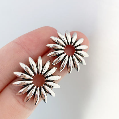 925 sterling silver retro sunflower vintage hollow daisy flower stud earrings (5 pairs)