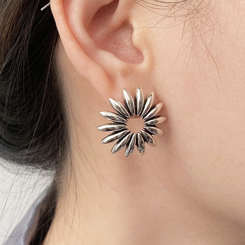 925 sterling silver retro sunflower vintage hollow daisy flower stud earrings (5 pairs)