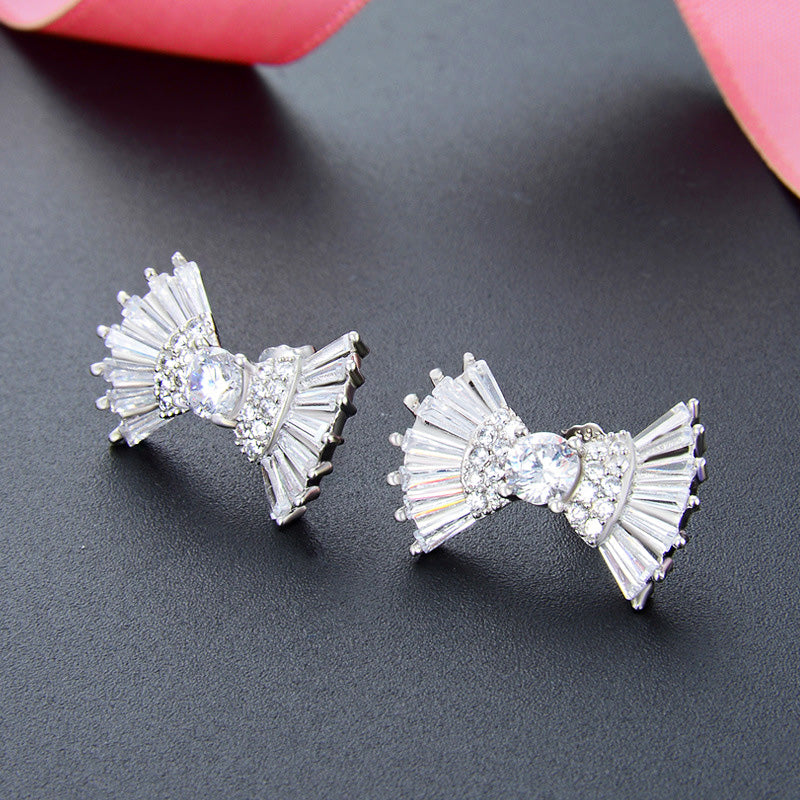 Boucles d'oreilles à tige avec nœud en ruban et zircones en argent sterling 925 (10 paires)