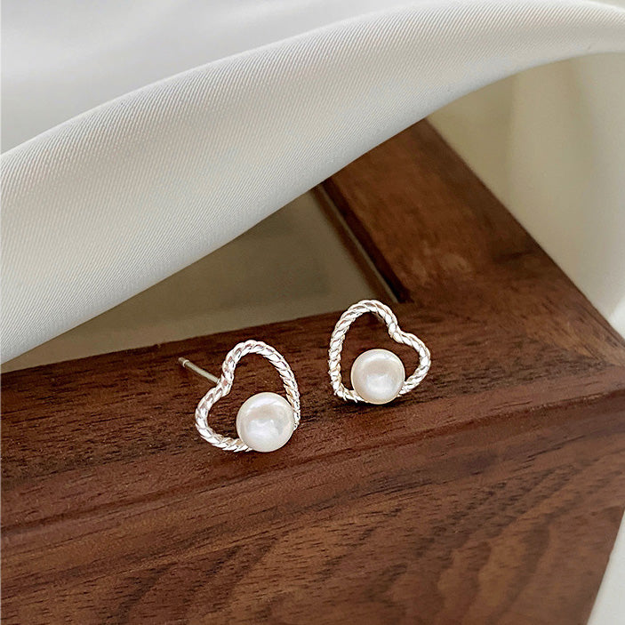 925 sterling silver hollow heart pearl stud earrings (10 pairs)