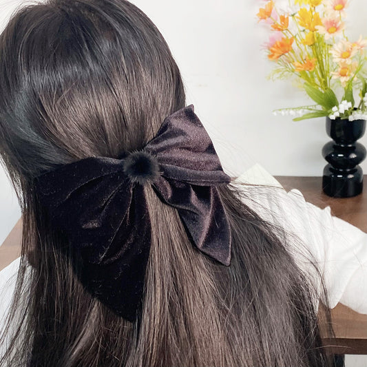 Black velvet fabric with fluffy ball bowknot hair alligator clips (5 pcs)