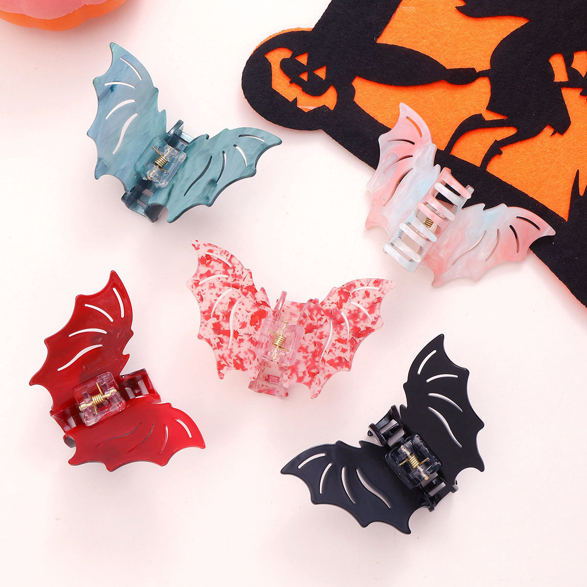 bat hair pin