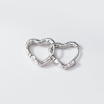 925 sterling silver earrings wholesale heart shaped hoop earrings with textured design