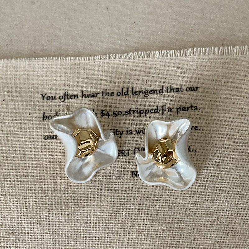 Gold Petal Earrings brass jewelry wholesale vintage studs with metal center fashion earrings bulk for women