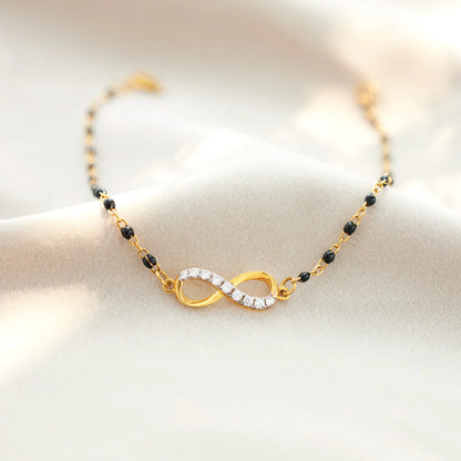 Infinity symbol Elegant black Beaded Bracelet