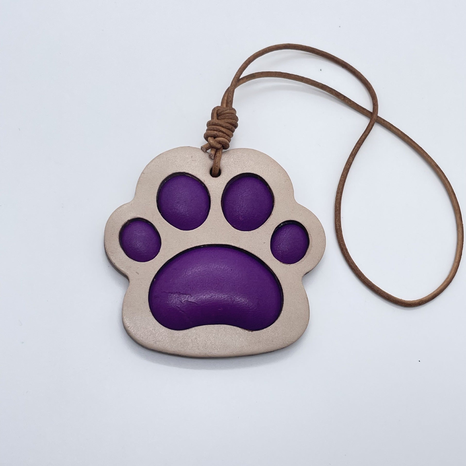 purple paw keychain – cute animal leather keychain for gift and bag charm wholesale
