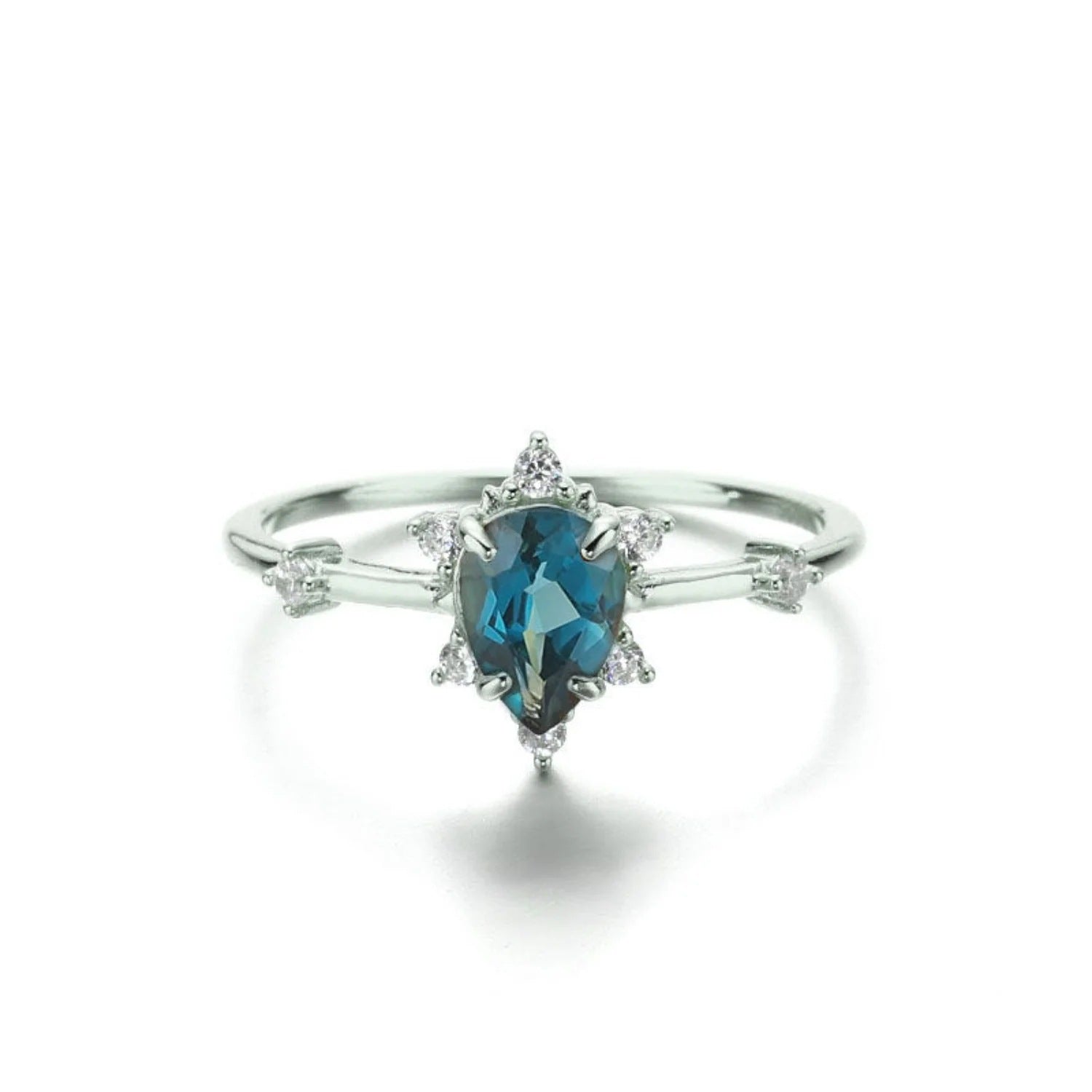 Ocean's Heart: 925 Sterling Silver Blue Topaz Ring