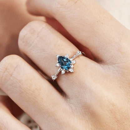 Ocean's Heart: 925 Sterling Silver Blue Topaz Ring