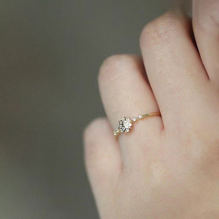 a woman wearing a Snowflake Rhinestone Ring