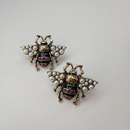 Vintage Bronze Bee Brooch with Pearl & Yellow Enamel – Galaxy Memory Collection (5 pcs)