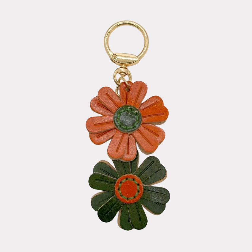 Leather Flower Keychain with Two-Tone Petals – Handmade Leather Bag Charm for Purse or Car Decoration