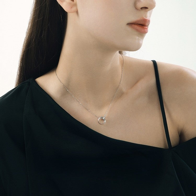 mother of pearl pendant necklace