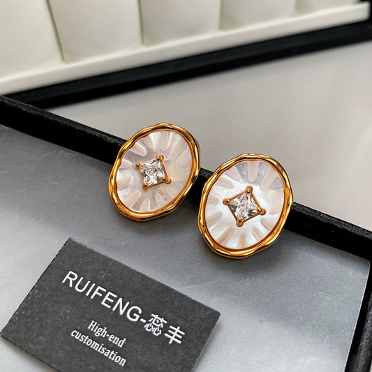 mother of pearl pendant necklace earrings set gold oval design Black May