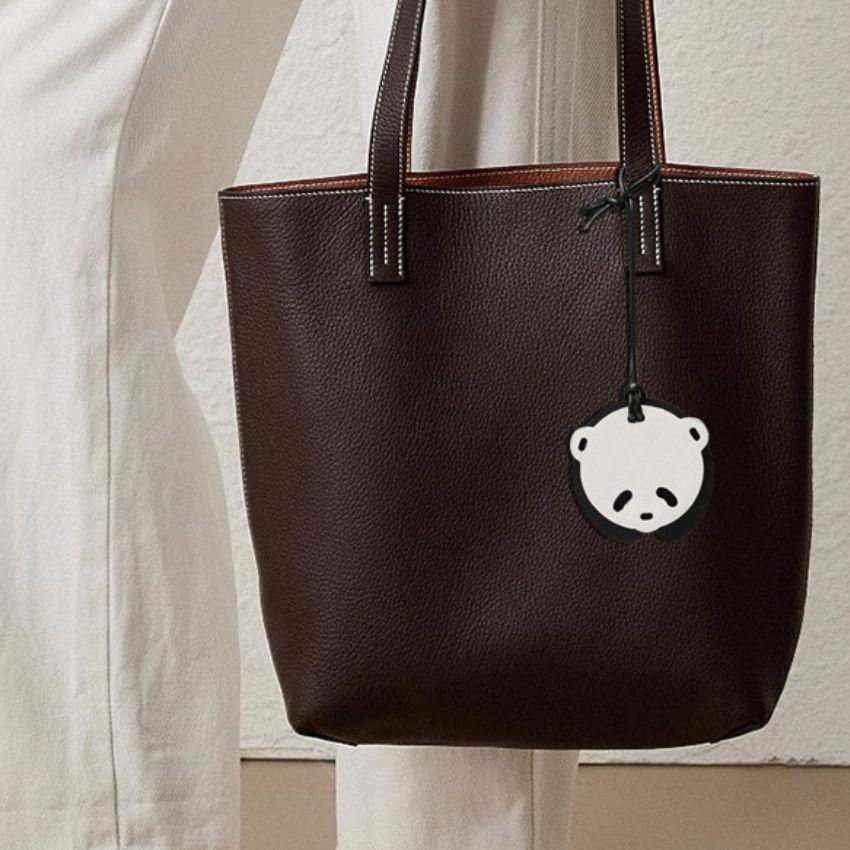 Handmade Panda Leather Keychain Bag Charm Wholesale — Cute Animal Bag Accessory for Handbags or Gifts