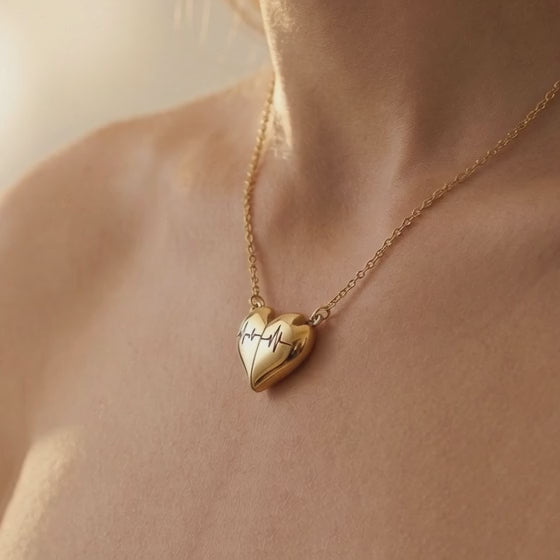 heart pendant necklace for couples