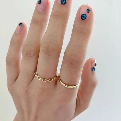 S925 sterling silver gold tone oval link chain ring worn on finger