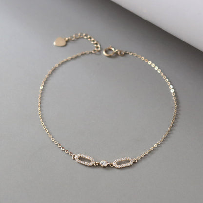 Close angled view of S925 oval cubic zirconia bracelet with spring ring clasp
