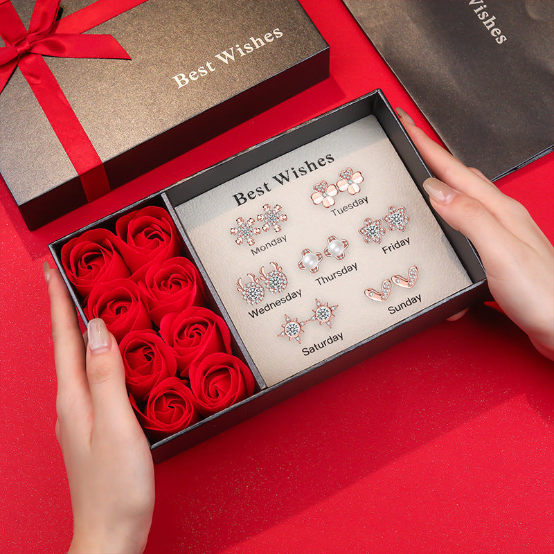 weekly silver stud earrings set