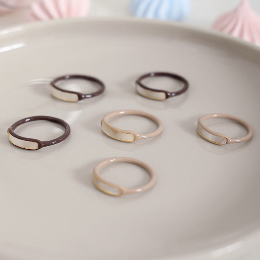 Beige and dark brown enamel shell inlay fashion ring assortment