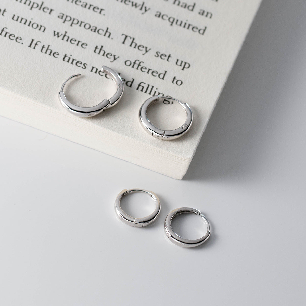 925 Sterling Silver Minimalist Smooth Hoop Earrings (5 Pairs)