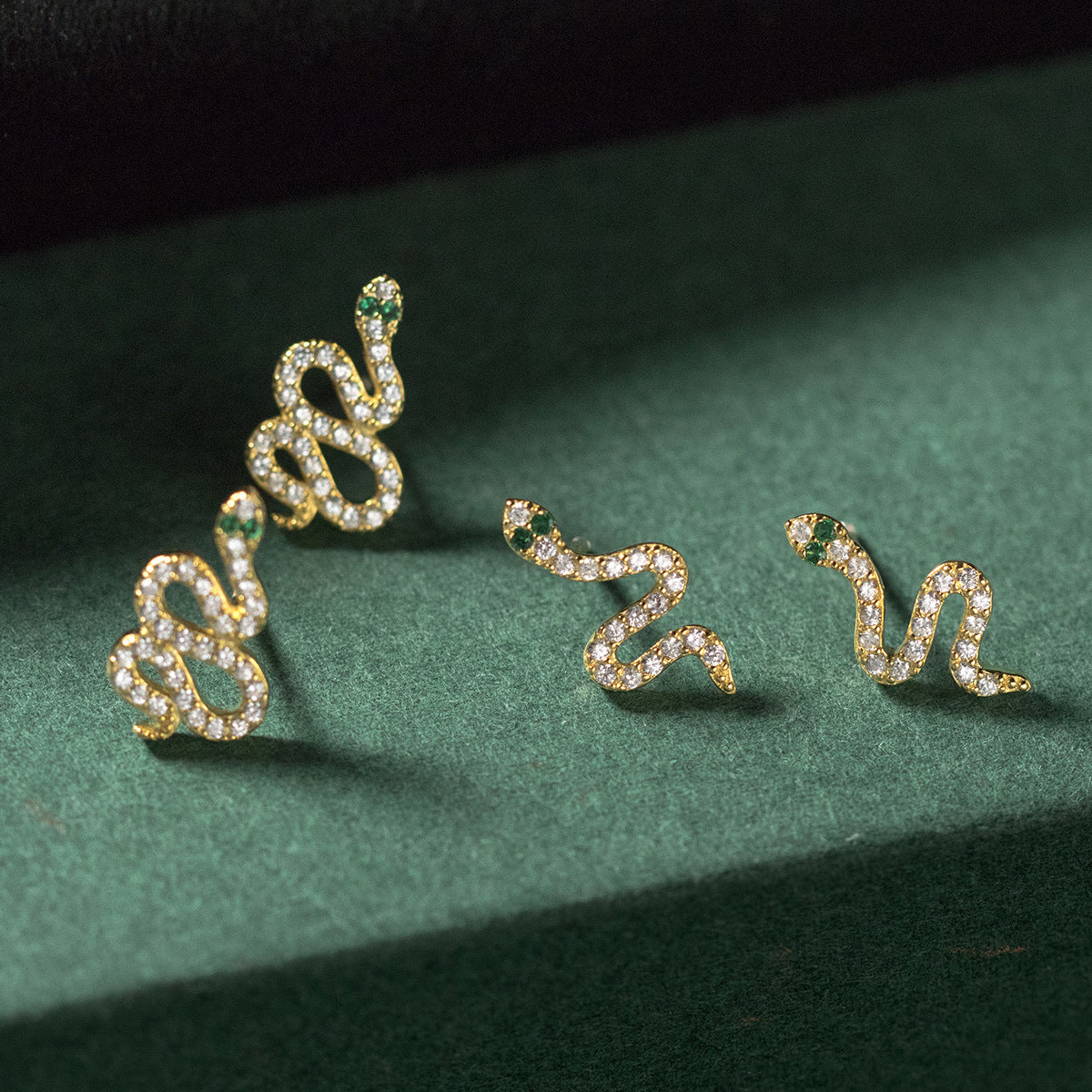 925 Sterling Silver Mini Sparkling Diamond Snake Design Stud Earrings (5 Pairs)