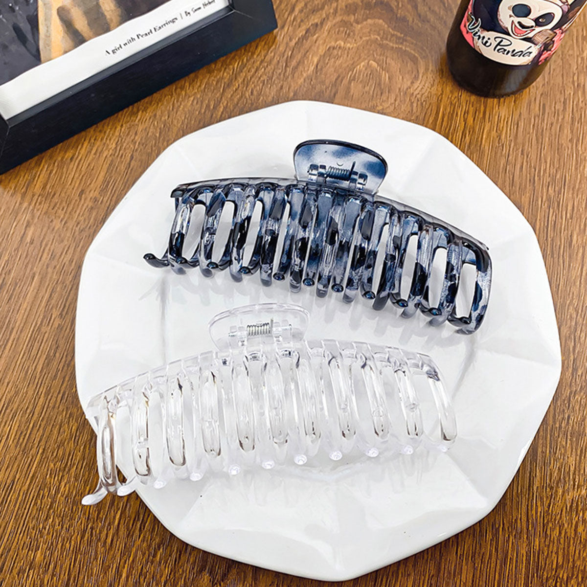 tortoise shell hair claw clip black and transparent