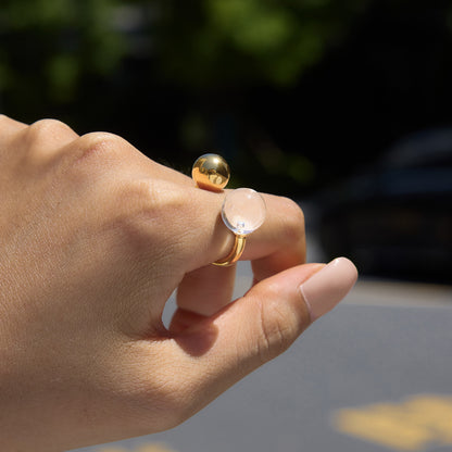 Clear resin ball adjustable stainless steel ring worn on the finger